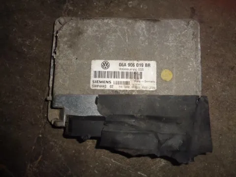 Εγκέφαλος Κινητήρα 06A906019BR για SEAT LEON (1999 - 2005) (1MZ) ΤΕΛΑΡΟ 4*253652 Εγκέφαλος Κινητήρα 06A906019BR για SEAT LEON (1999 - 2005) (1MZ) ΤΕΛΑΡΟ 4*253652