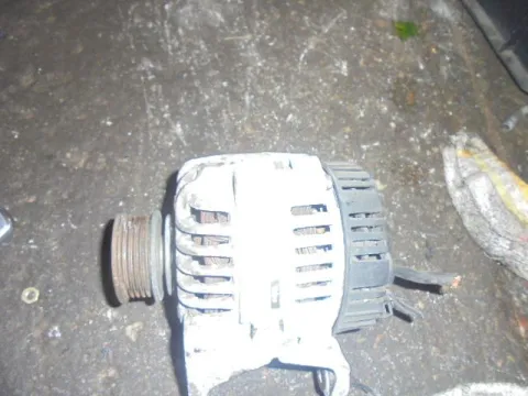 Δυναμό - Εναλλάκτης για AUDI A4 (1999 - 2001) (8D) Δυναμό - Εναλλάκτης για AUDI A4 (1999 - 2001) (8D)