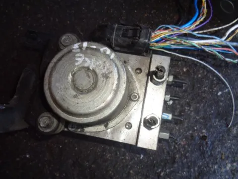 Μονάδα ABS 476601KD2A για NISSAN JUKE (2010 - 2014) Μονάδα ABS 476601KD2A για NISSAN JUKE (2010 - 2014)
