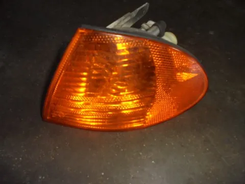 Φλας Εμπρός Αριστερό  για BMW 3 Series (1999 - 2003) (E46) (1998 - 2002) Sedan - 4dr Φλας Εμπρός Αριστερό  για BMW 3 Series (1999 - 2003) (E46) (1998 - 2002) Sedan - 4dr