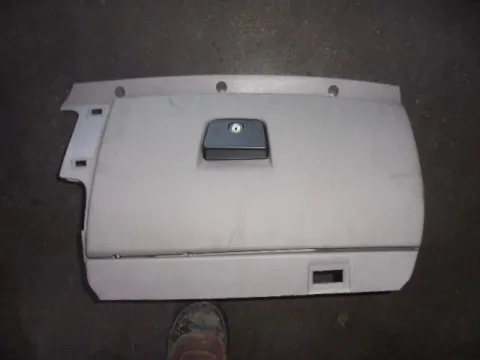 Ντουλαπάκι για VOLVO S40 (2004 - 2007) (MS) *Γ* Ντουλαπάκι για VOLVO S40 (2004 - 2007) (MS) *Γ*