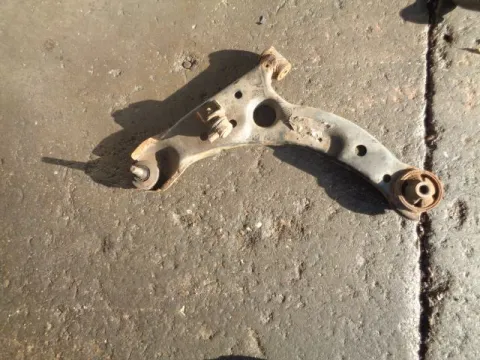 Ψαλίδι Εμπρός Αριστερό για HYUNDAI MATRIX (2001 - 2006) (FC) 1600 G4ED-G petrol 103 Ψαλίδι Εμπρός Αριστερό για HYUNDAI MATRIX (2001 - 2006) (FC) 1600 G4ED-G petrol 103