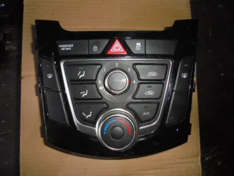 Χειριστήρια Καλοριφέρ (97250-Α5ΧΧΧ) για HYUNDAI i30 (2015 - ) ΠΑΛΕΤΑ 1 *239582* Χειριστήρια Καλοριφέρ (97250-Α5ΧΧΧ) για HYUNDAI i30 (2015 - ) ΠΑΛΕΤΑ 1 *239582*