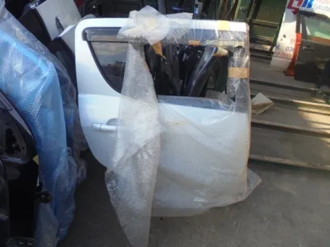 Πόρτα Πίσω Δεξιά για SUZUKI SWIFT (2012 - 2014) ( ) *Ε* Πόρτα Πίσω Δεξιά για SUZUKI SWIFT (2012 - 2014) ( ) *Ε*