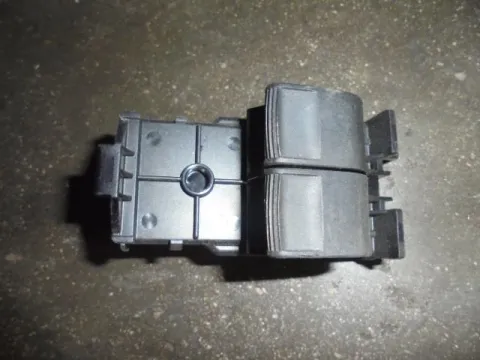 Διακόπτης Παραθύρων Κεντρικός Αριστερής 6Pin για TOYOTA AYGO (2014 - 2017) , CITROEN C1 (2014 - ) , PEUGEOT 108