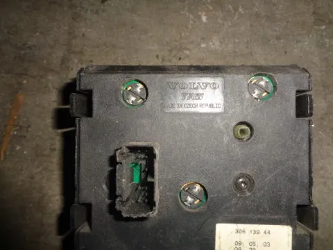 Διακόπτης Φώτων 30613944 για VOLVO V40 (2000 - 2003) (VW) -  Διακόπτης Φώτων 30613944 για VOLVO V40 (2000 - 2003) (VW) -