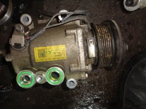Συμπιεστής A-C (Κομπρέσορας) για FORD KA (1997 - 2008) (RB) Συμπιεστής A-C (Κομπρέσορας) για FORD KA (1997 - 2008) (RB)