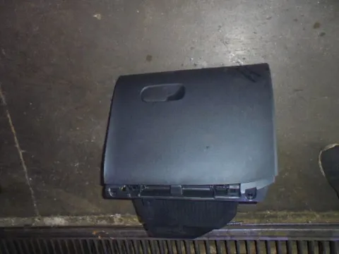 Ντουλαπάκι για CITROEN C3 (2017 - ) *Γ* Ντουλαπάκι για CITROEN C3 (2017 - ) *Γ*