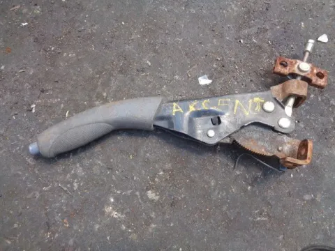 Καστάνια Χειροφρένου για HYUNDAI ACCENT (1999 - 2002) (CG) (LC) ΔΒ Καστάνια Χειροφρένου για HYUNDAI ACCENT (1999 - 2002) (CG) (LC) ΔΒ