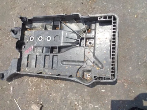 Βάση Μπαταρίας για SEAT IBIZA (2017 - ) (6F) *Δ* Βάση Μπαταρίας για SEAT IBIZA (2017 - ) (6F) *Δ*