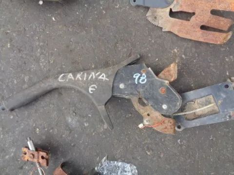 Καστάνια Χειροφρένου για TOYOTA CARINA (1992 - 1995) E (T190) *ΔΒ* Καστάνια Χειροφρένου για TOYOTA CARINA (1992 - 1995) E (T190) *ΔΒ*