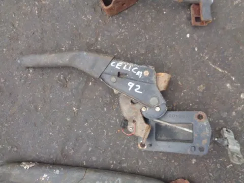 Καστάνια Χειροφρένου για TOYOTA CELICA (1991 - 1994) (T180) *ΔΒ* Καστάνια Χειροφρένου για TOYOTA CELICA (1991 - 1994) (T180) *ΔΒ*