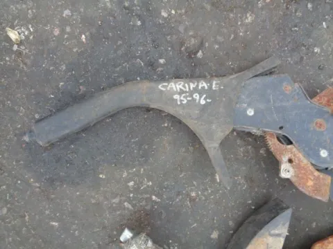 Καστάνια Χειροφρένου για TOYOTA CARINA (1996 - 1997) E (T190) *ΔΒ* Καστάνια Χειροφρένου για TOYOTA CARINA (1996 - 1997) E (T190) *ΔΒ*