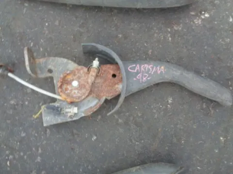 Καστάνια Χειροφρένου για MITSUBISHI CARISMA (1996 - 1999) (DA) *ΔΒ* Καστάνια Χειροφρένου για MITSUBISHI CARISMA (1996 - 1999) (DA) *ΔΒ*