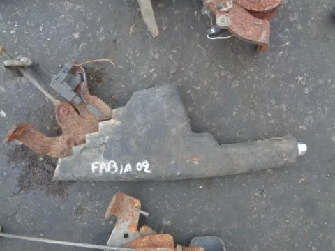 Καστάνια Χειροφρένου για SKODA FABIA (2000 - 2004) (6Y) *ΔΒ* Καστάνια Χειροφρένου για SKODA FABIA (2000 - 2004) (6Y) *ΔΒ*