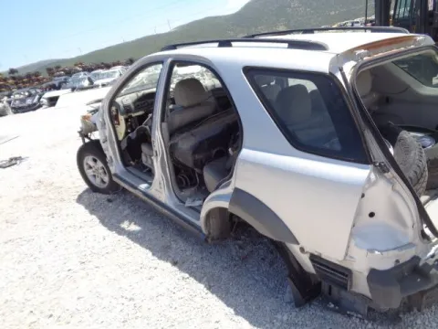 Τροπέτο Αμάξι Κουφάρι Χ.Πίσω Αξονα για KIA SORENTO (2002 - 2007) (JC) *ΔΒ* -  Τροπέτο Αμάξι Κουφάρι Χ.Πίσω Αξονα για KIA SORENTO (2002 - 2007) (JC) *ΔΒ* -