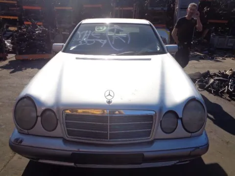 Τροπέτο Αμάξι κομπλέ Με Μηχανή Και Σασμάν χωρίς Διαφορικό για MERCEDES E - CLASS (1996 - 1999) (W210) 2000 ((M111.942)) Petrol 136 E 200 *ΔΒ* - 