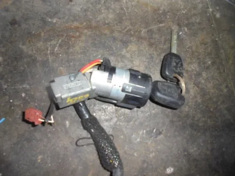 Διακόπτης Μίζας 36353100 για PEUGEOT 307 (2001 - 2005) (3A) (3C) Διακόπτης Μίζας 36353100 για PEUGEOT 307 (2001 - 2005) (3A) (3C)