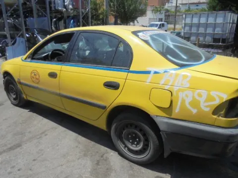 Τροπέτο Αμάξι Κομπλέ 1CD Με Μηχανή Και Σασμάν Με Πίσω Άξονα Δισκόφρενα για TOYOTA AVENSIS (2000 - 2003) (T220) *ΔΒ* -  Τροπέτο Αμάξι Κομπλέ 1CD Με Μηχανή Και Σασμάν Με Πίσω Άξονα Δισκόφρενα για TOYOTA AVENSIS (2000 - 2003) (T220) *ΔΒ* -