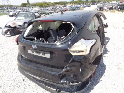 Τροπέτο Αμάξι Κουφάρι για FORD FOCUS (2014 - ) *ΔΒ* -  Τροπέτο Αμάξι Κουφάρι για FORD FOCUS (2014 - ) *ΔΒ* -