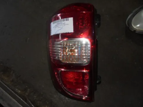 Φανάρι Πίσω Αριστερό Ραγισμένο για DAIHATSU TERIOS (2006 - 2009) (J200) Φανάρι Πίσω Αριστερό Ραγισμένο για DAIHATSU TERIOS (2006 - 2009) (J200)