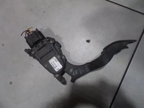 Πετάλ Γκαζιού 2S619F836AA για FORD FIESTA (2002 - 2005) Mk5a 1400 (F6JA) Diesel 68 TDCi Πετάλ Γκαζιού 2S619F836AA για FORD FIESTA (2002 - 2005) Mk5a 1400 (F6JA) Diesel 68 TDCi