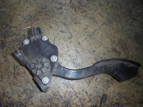 Πετάλ Γκαζιού 7811042010 για TOYOTA RAV-4 (2006 - 2009) (XA30) 2200 (2AD-FHV) diesel 177 (ALA3_) CAT (eBay) Πετάλ Γκαζιού 7811042010 για TOYOTA RAV-4 (2006 - 2009) (XA30) 2200 (2AD-FHV) diesel 177 (ALA3_) CAT (eBay)