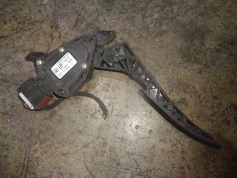 Πετάλ Γκαζιού GM13252702 για CHEVROLET - DAEWOO CRUZE (2009 - ) , OPEL ASTRA (2010 - 2012) J (eBay) Πετάλ Γκαζιού GM13252702 για CHEVROLET - DAEWOO CRUZE (2009 - ) , OPEL ASTRA (2010 - 2012) J (eBay)