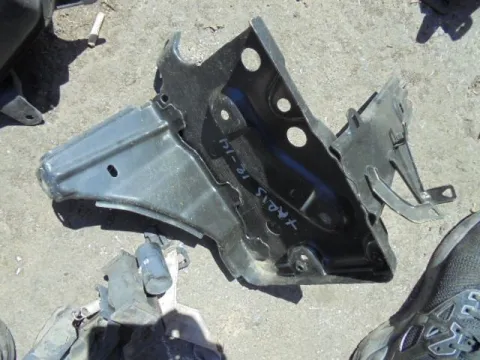 Βάση Μπαταρίας για TOYOTA YARIS (2012 - 2014) ( ) *Δ* Βάση Μπαταρίας για TOYOTA YARIS (2012 - 2014) ( ) *Δ*