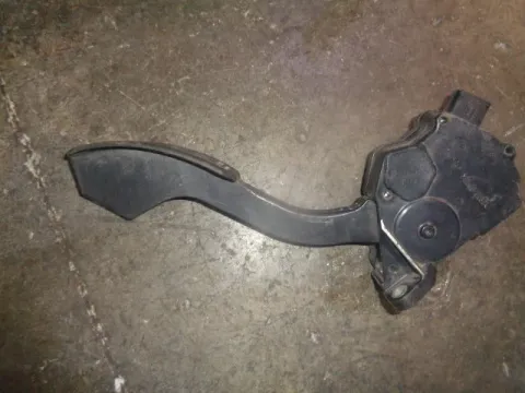 Πετάλ Γκαζιού 7811042010 για TOYOTA RAV-4 (2006 - 2009) (XA30) 2200 (2AD-FHV) diesel 177 (ALA3_) CAT Πετάλ Γκαζιού 7811042010 για TOYOTA RAV-4 (2006 - 2009) (XA30) 2200 (2AD-FHV) diesel 177 (ALA3_) CAT
