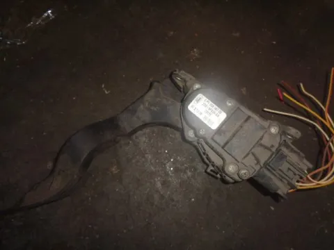 Πετάλ Γκαζιού 2S619F836AA για FORD FIESTA (2002 - 2005) Mk5a 1400 (F6JA) Diesel 68 TDCi (eBay) Πετάλ Γκαζιού 2S619F836AA για FORD FIESTA (2002 - 2005) Mk5a 1400 (F6JA) Diesel 68 TDCi (eBay)