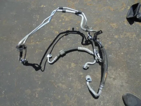 Σωλήνας A-C για VW SCIROCCO (2008 - 2014) (137) 1400 (CAVD) Petrol 160 TSI *Δ* Σωλήνας A-C για VW SCIROCCO (2008 - 2014) (137) 1400 (CAVD) Petrol 160 TSI *Δ*