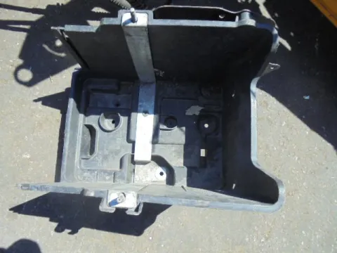Βάση Μπαταρίας για FORD FIESTA (2008 - 2012) Mk6 (JA8) *Δ* Βάση Μπαταρίας για FORD FIESTA (2008 - 2012) Mk6 (JA8) *Δ*