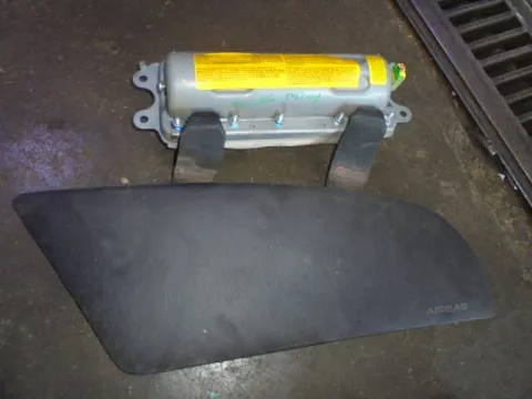 Αερόσακος Εμπρός Συνοδηγού για FORD FOCUS (1998 - 2001) Mk1a , (2002 - 2004) Mk1b Αερόσακος Εμπρός Συνοδηγού για FORD FOCUS (1998 - 2001) Mk1a , (2002 - 2004) Mk1b