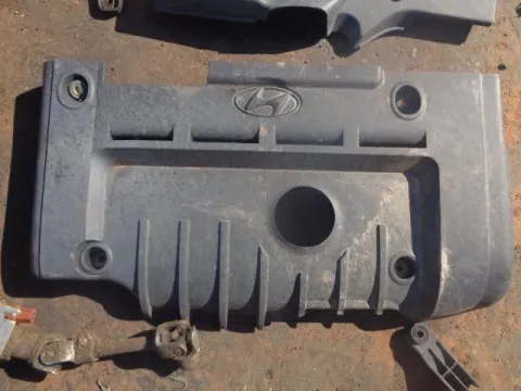 Ψευτοκάπακο Κάλυμμα Κινητήρα για HYUNDAI COUPE (2001 - 2004) (GK) 1600 G4ED-G petrol 107 *Δ* Ψευτοκάπακο Κάλυμμα Κινητήρα για HYUNDAI COUPE (2001 - 2004) (GK) 1600 G4ED-G petrol 107 *Δ*