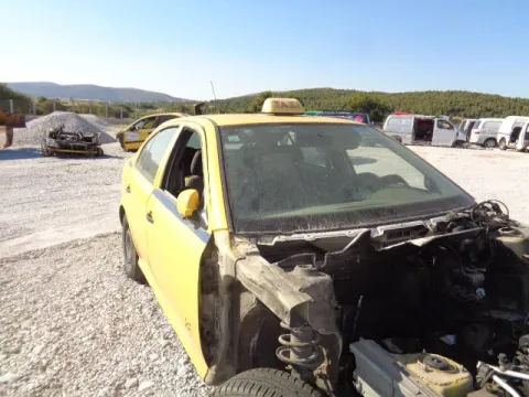 Τροπέτο Αμάξι Κουφάρι με Πίσω Άξονα για SKODA OCTAVIA (1997 - 2000) 4 (1U2-5) Hatchback - 5dr *ΔΒ* -  Τροπέτο Αμάξι Κουφάρι με Πίσω Άξονα για SKODA OCTAVIA (1997 - 2000) 4 (1U2-5) Hatchback - 5dr *ΔΒ* -