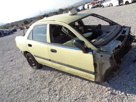 Τροπέτο Αμάξι Κουφάρι με Πίσω Άξονα για MITSUBISHI CARISMA (1999 - 2004) (DA) Sedan - 4dr *ΔΒ* Τροπέτο Αμάξι Κουφάρι με Πίσω Άξονα για MITSUBISHI CARISMA (1999 - 2004) (DA) Sedan - 4dr *ΔΒ*