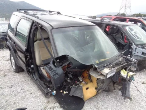 Τροπέτο Αμάξι Κουφάρι και Πίσω Άξονα για FORD MAVERICK (2001 - 2005) *ΔΒ* Τροπέτο Αμάξι Κουφάρι και Πίσω Άξονα για FORD MAVERICK (2001 - 2005) *ΔΒ*
