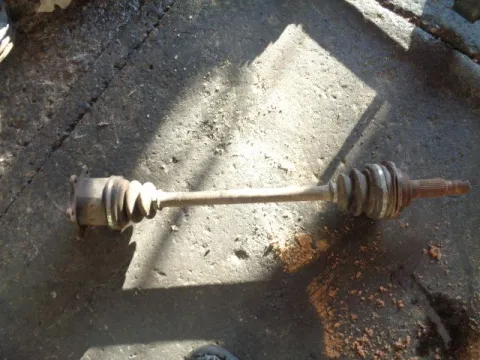 Ημιαξόνιο Πίσω Δεξί για TOYOTA RAV-4 (2000 - 2004) (XA20) Ημιαξόνιο Πίσω Δεξί για TOYOTA RAV-4 (2000 - 2004) (XA20)