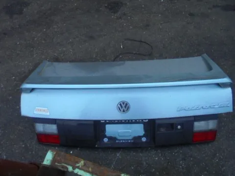 Καπό Πίσω για VW PASSAT (1993 - 1996) (3A2 - 35I) *ΔΒ* Καπό Πίσω για VW PASSAT (1993 - 1996) (3A2 - 35I) *ΔΒ*