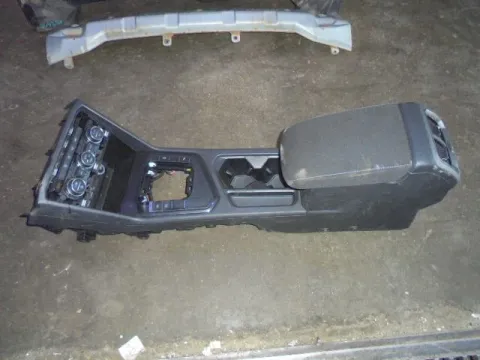 Υποβραχιόνιο(Τεμπέλης) για VW TIGUAN (2016 - ) *Γ* Υποβραχιόνιο(Τεμπέλης) για VW TIGUAN (2016 - ) *Γ*