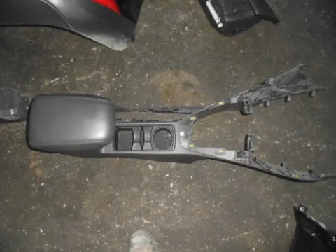 Υποβραχιόνιο(Τεμπέλης) για FORD FOCUS (2014 - ) *Γ* Υποβραχιόνιο(Τεμπέλης) για FORD FOCUS (2014 - ) *Γ*