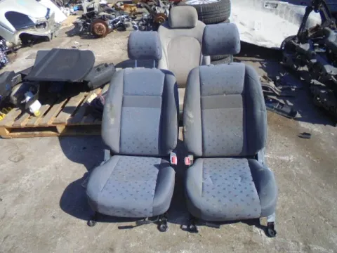 Καθίσματα Σετ Εμπρός για HYUNDAI GETZ (2006 - 2009 ) (TB) Hatchback - 5dr *Α* Καθίσματα Σετ Εμπρός για HYUNDAI GETZ (2006 - 2009 ) (TB) Hatchback - 5dr *Α*
