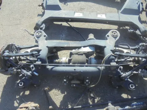 Πίσω Άξονας Δισκόπλακες -ABS Με Διαφορικό για BMW 1 Series (2004 - 2007) (E87) Diesel 4*4 *ΔΒ* Πίσω Άξονας Δισκόπλακες -ABS Με Διαφορικό για BMW 1 Series (2004 - 2007) (E87) Diesel 4*4 *ΔΒ*