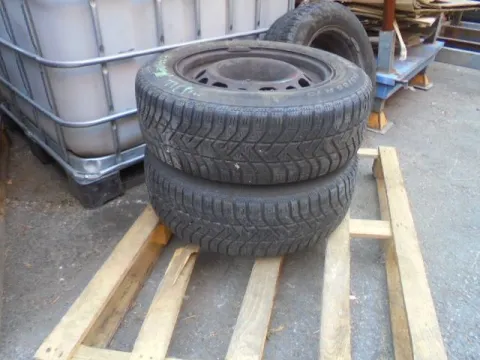 Ζαντολάστιχο PIRELLI 195/65/R15 (4015) * για PEUGEOT 207 (2006 - 2009) (WA_) (WC_) *Δ* -  Ζαντολάστιχο PIRELLI 195/65/R15 (4015) * για PEUGEOT 207 (2006 - 2009) (WA_) (WC_) *Δ* -