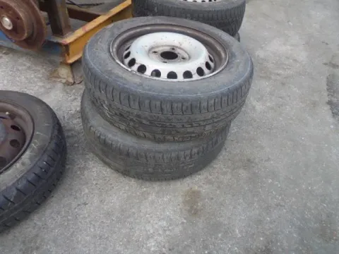 Ζαντολάστιχο 2ΑΔΑ LASSA 175/65/R14 (1916) * για RENAULT KANGOO (2009 - 2013) (KW) BE BOP Mini Van *Δ* -  Ζαντολάστιχο 2ΑΔΑ LASSA 175/65/R14 (1916) * για RENAULT KANGOO (2009 - 2013) (KW) BE BOP Mini Van *Δ* -
