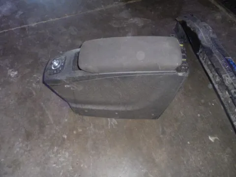 Υποβραχιόνιο(Τεμπέλης) για RENAULT SCENIC (2008 - 2012) (JZ) *Γ* Υποβραχιόνιο(Τεμπέλης) για RENAULT SCENIC (2008 - 2012) (JZ) *Γ*