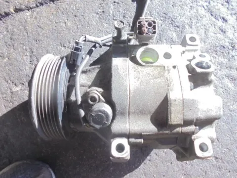 Συμπιεστής A-C (Κομπρέσορας) για TOYOTA COROLLA (2002 - 2004) (E120) Συμπιεστής A-C (Κομπρέσορας) για TOYOTA COROLLA (2002 - 2004) (E120)