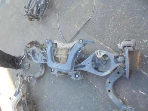 Πίσω Άξονας Δισκόπλακες -ABS Με Διαφορικό για BMW 3 Series (1990 - 1995) (E36) 4*2 *ΔΒ* Πίσω Άξονας Δισκόπλακες -ABS Με Διαφορικό για BMW 3 Series (1990 - 1995) (E36) 4*2 *ΔΒ*