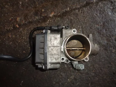Σώμα Πεταλούδας 9648053780 για PEUGEOT 307 (2001 - 2005) (3A) (3C) , 206 (2000 - 2008) CC Σώμα Πεταλούδας 9648053780 για PEUGEOT 307 (2001 - 2005) (3A) (3C) , 206 (2000 - 2008) CC